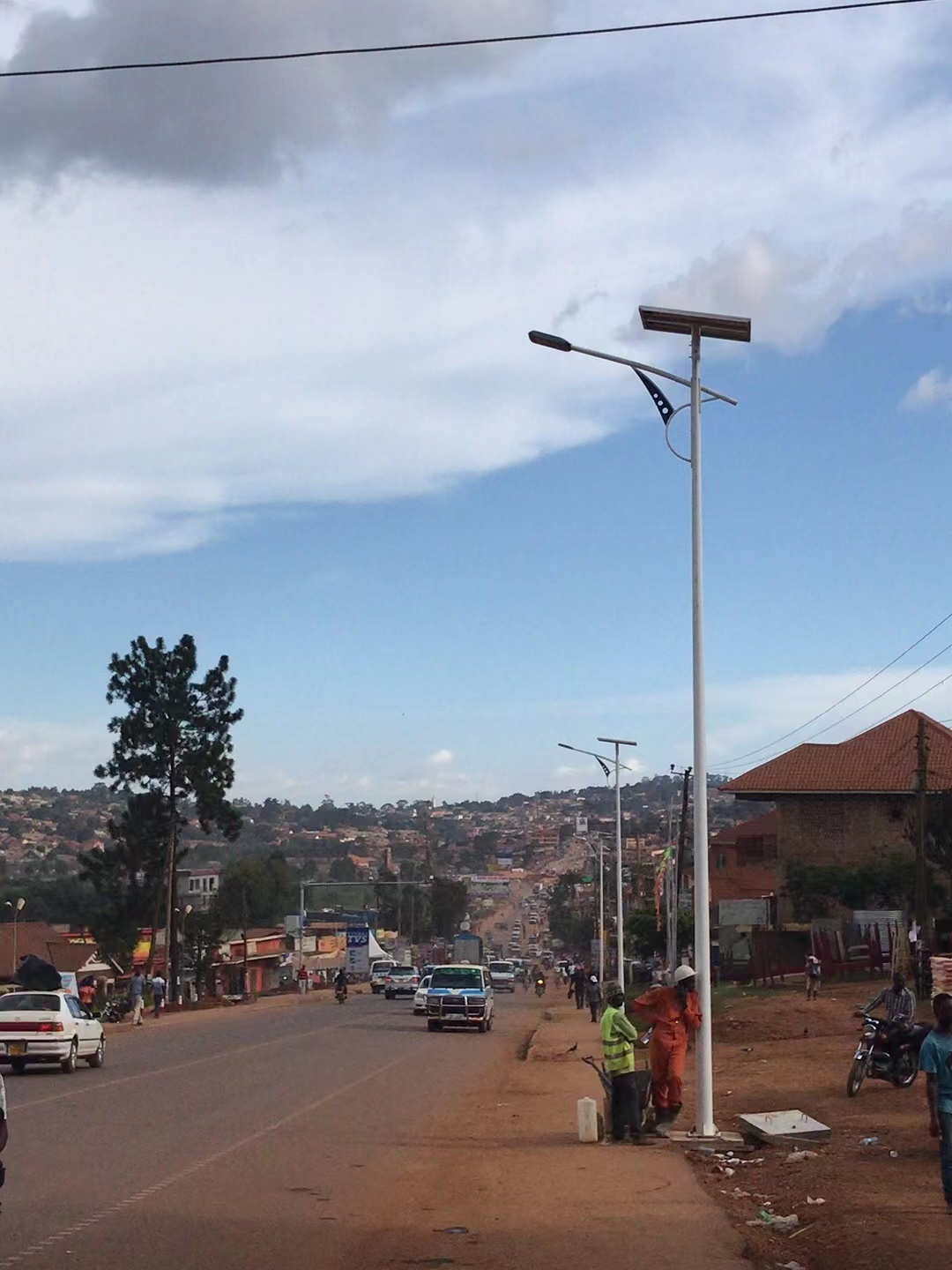 8M 60W Solar Street Light in Uganda 1