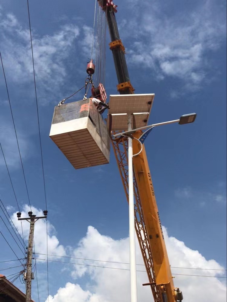 8M 60W Solar Street Light in Uganda 3