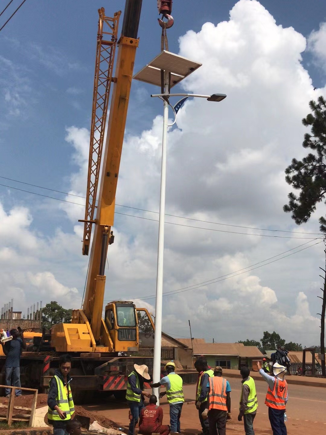 8M 60W Solar Street Light in Uganda 5